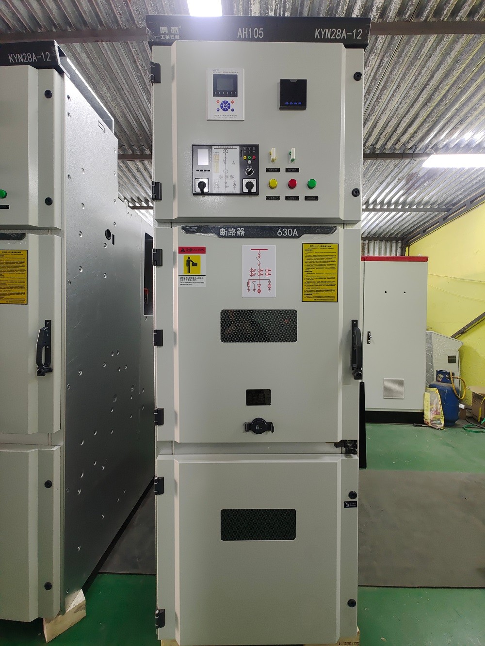 高压配电柜-AH105出线柜-KYN28A-12 型中置式金属封闭开关柜